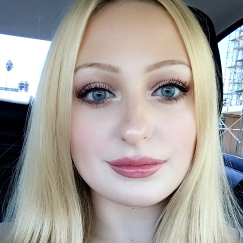 Meet your Posher, Makayla